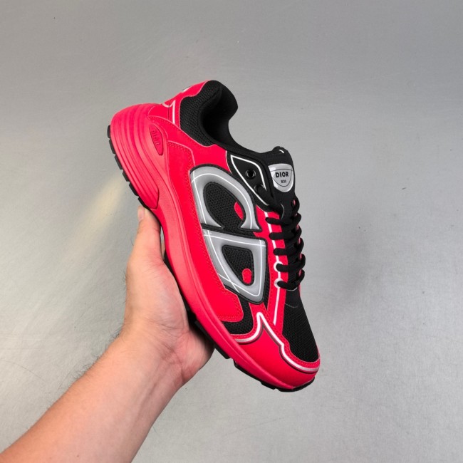 5A B30 Low Top Sneaker