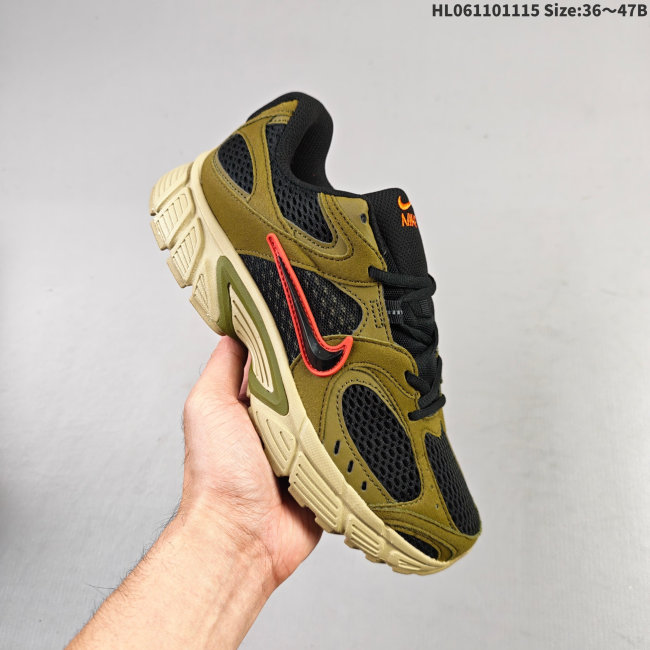 5A V5 RNR Sneaker