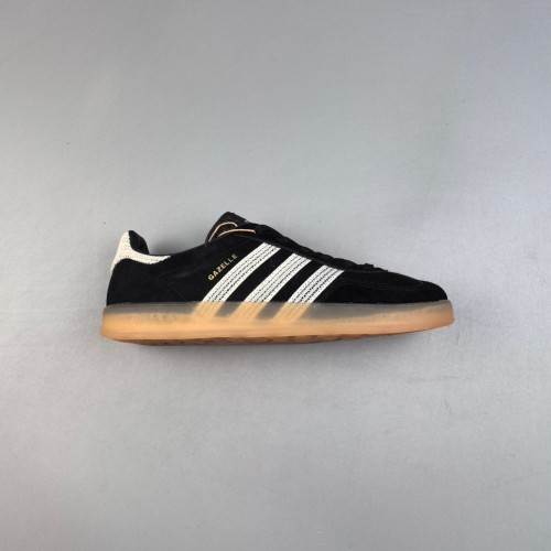 5A Gazelle Indoor Sneaker Black