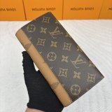5A Sarah Long Wallet