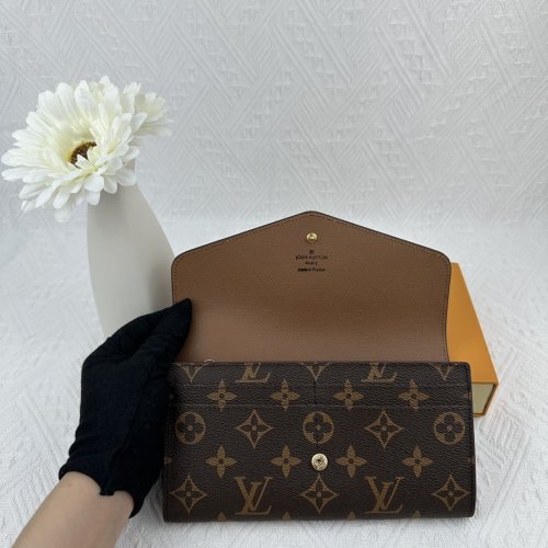 5A Sarah Long Wallet