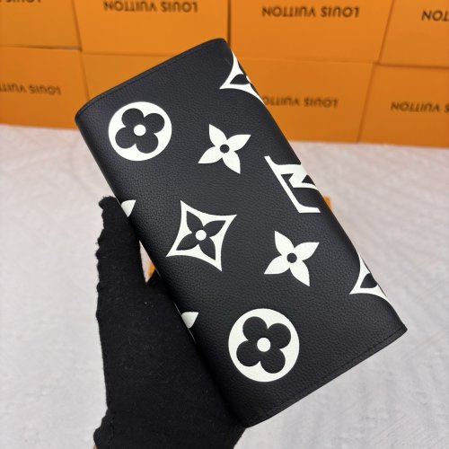 5A Emilie Long Wallet