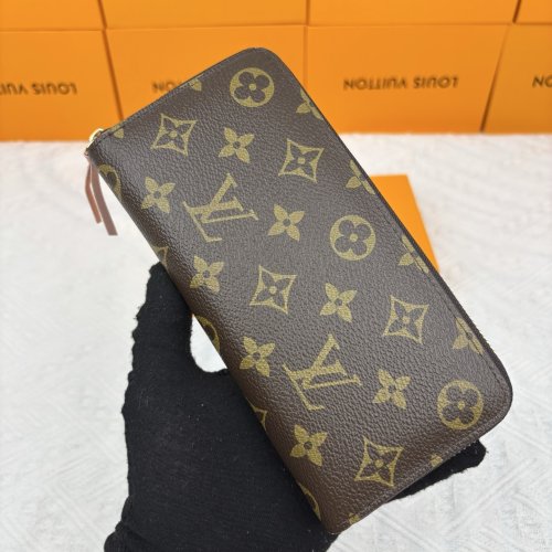 5A Clemence Long Wallet