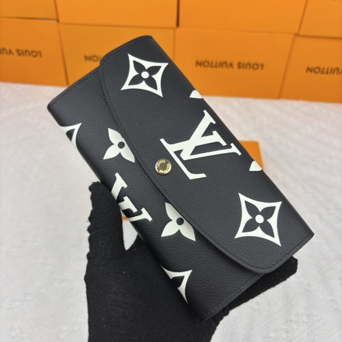 5A Emilie Long Wallet