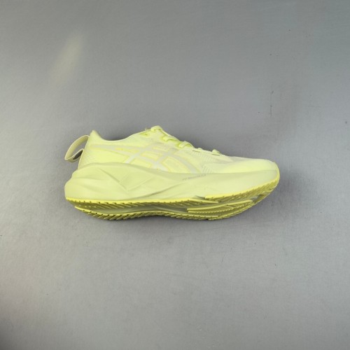 5A Novablast 5 Running Shoes Yellow