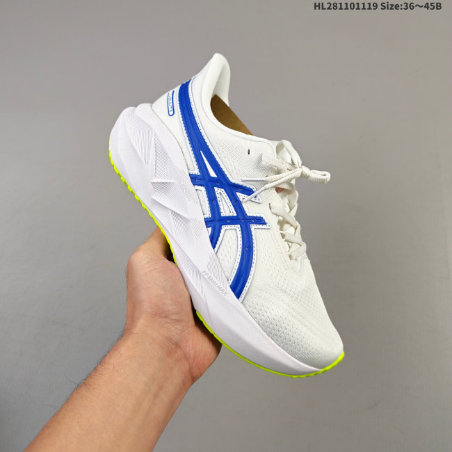 5A Novablast 5 Running Shoes White