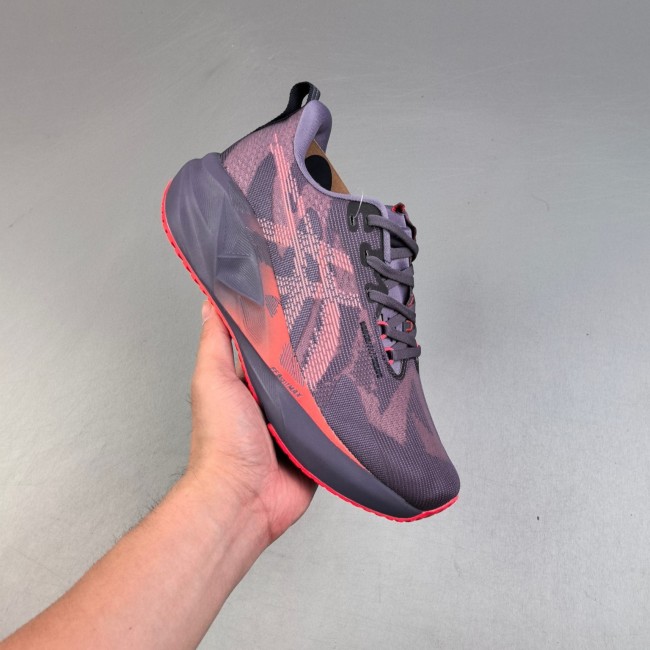 5A Novablast 5 Running Shoes Purple