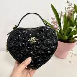 5A Women's Heart Crossbody Bag 6931
