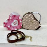 5A Women's Heart Crossbody Bag 6931