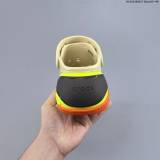5A Bubble Crush Clog Light Wheel Platform Sandals