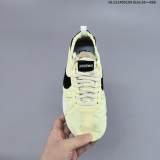 Original Moon Shoe SP Retro Running Sneakers