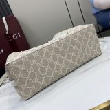 Original GG Emblem Medium Tote Bag