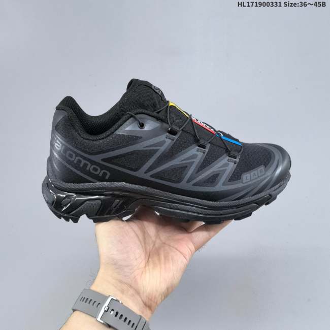Original XT-6 Expanse Low-Top Outdoor Sneakers