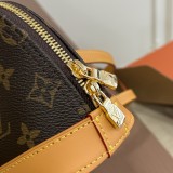 Original Alma nano Monogram 240911 18 x 12 cm