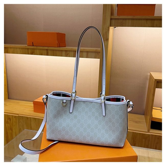 5A GG Emblem Tote Bag Canvas Shoulder Bag