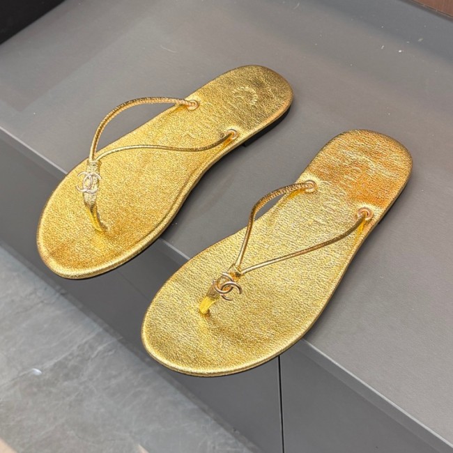 5A Women's SS26 Flip Flops Thong Sandals Golden