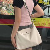 5A Le Pliage Xtra M Hobo Bag