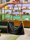 5A Smoothie M Crossbody Bag