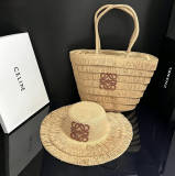 5A Raffia Handbag And Wide-brimmed Hat