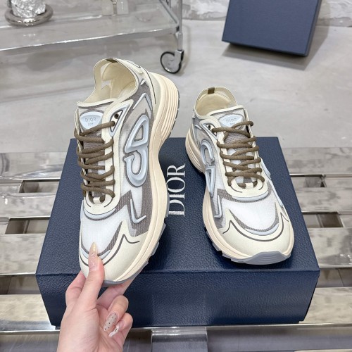 Original B30 Low Top Sneakers