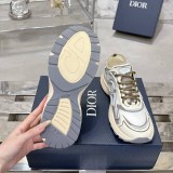 Original B30 Low Top Sneakers