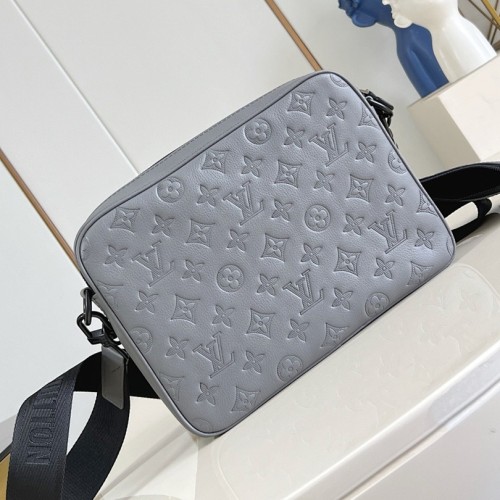 Original Trio Messenger Bag M27185