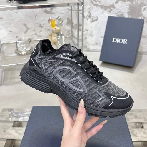 Original B30 Low Top Sneakers Black