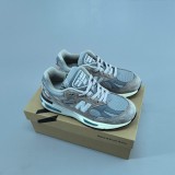 Original NB 991v2 Retro Running Shoes