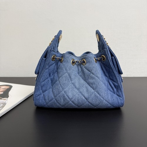 Original 25 Quilted Drawstring Hobo Shoulder Bag