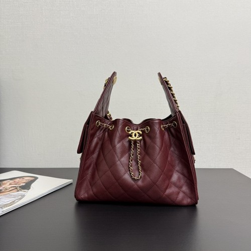 Original 25 Quilted Drawstring Hobo Shoulder Bag