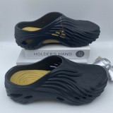 5A Echo Wave Clogs Slip-On Sandals