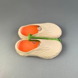 5A Echo Wave Clogs Slip-On Sandals