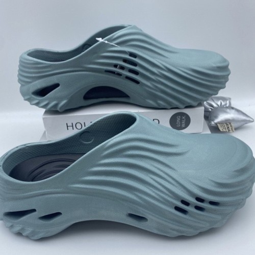5A Echo Wave Clogs Slip-On Sandals