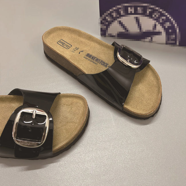 5A One-Strap Big Buckle Sandals