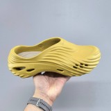 5A Echo Wave Clogs Slip-On Sandals