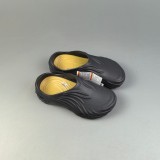 5A Echo Wave Clogs Slip-On Sandals
