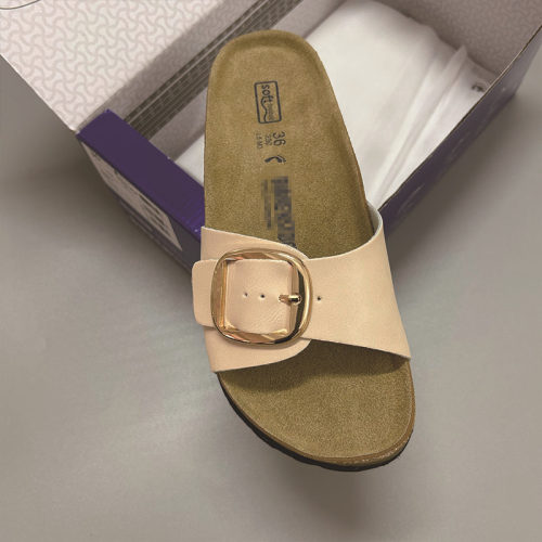 5A One-Strap Big Buckle Sandals