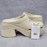 5A Women's Siren Platform Heel Clogs