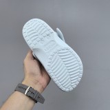 5A Classic Enamel Buckle Clogs Unisex Slip-On Sandals