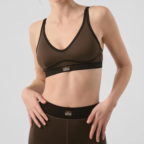 5A High-Waisted Leggings And A Matching Sports Bra Set