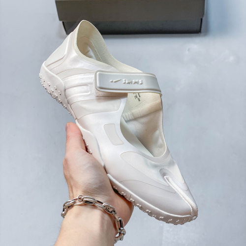 5A Rift Mesh Yoga Ballet Split-Toe Shoes