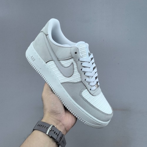 5A Air Force 1 '07 LV8 Wolf Grey Sneakers
