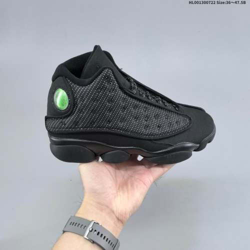5A Jordan 13 Retro  Black Cat
