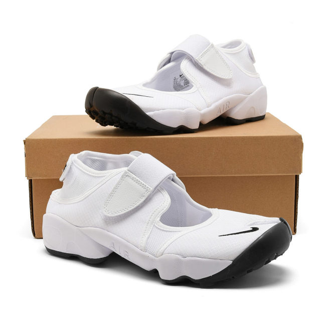 5A Air Rift BR Slip-On Sneakers White+black soles