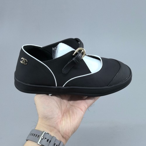 5A Mary Janes