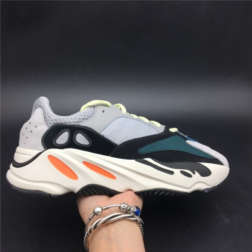 YEEZY BOOST 700 WAVE RUNNER SOLID GREY