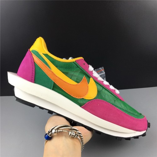 NIKE LD WAFFLE SACAI PINE GREEN