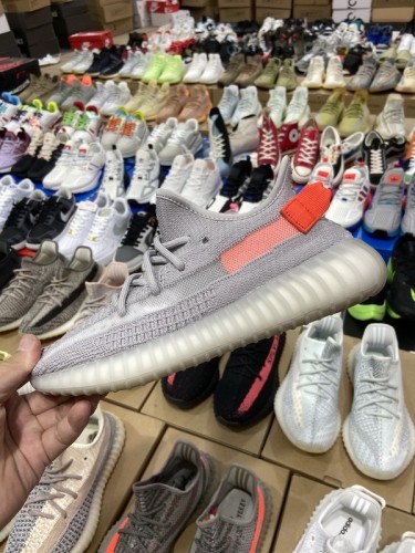 Yeezy Boost 350V2 FX9017