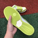 Nike SB Dunk Low Green Apple