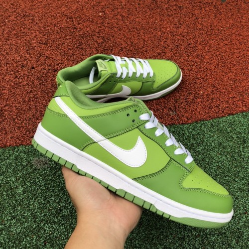 Nike Dunk Low Chlorophyll